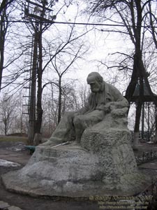 Фото Киева. Андреевский спуск, памятник Тарасу Шевченко.