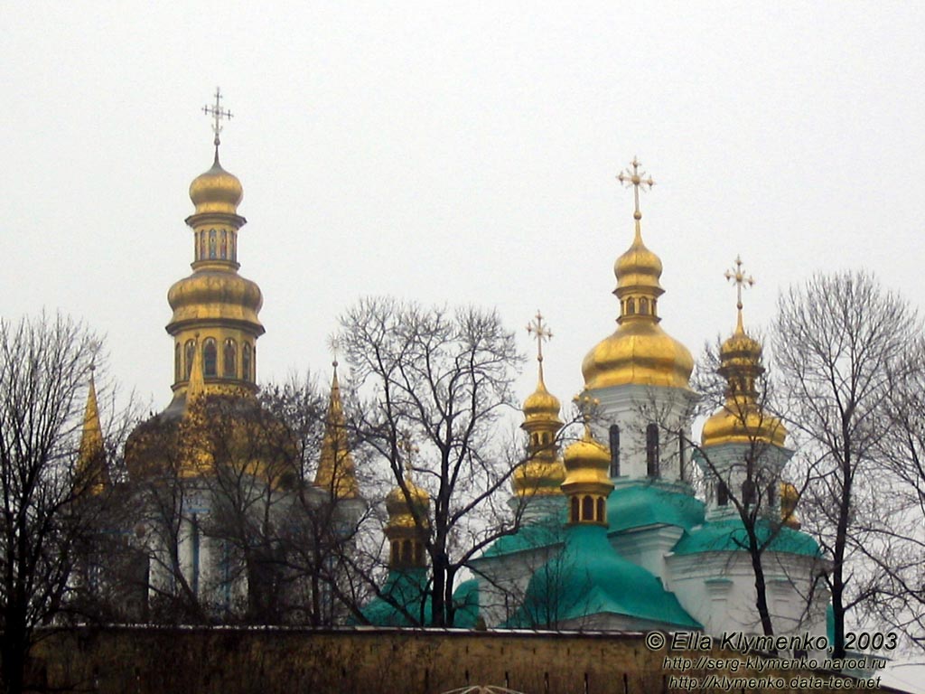 Київ. Вид на Києво-Печерську лавру з боку Печерського ландшафтного парку. Автор фото - Елла Клименко.