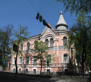 Фото Киева. Улица Пилипа Орлика, дом №5 (на углу с улицей Липская).