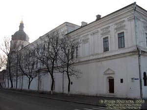 Фото Киева. Старый учебный корпус Киевской академии.