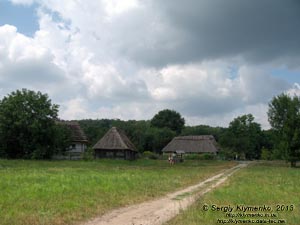 Фото Киева. Музей народной архитектуры и быта Украины. Зона "Подолье и Восточная Полтавщина".
