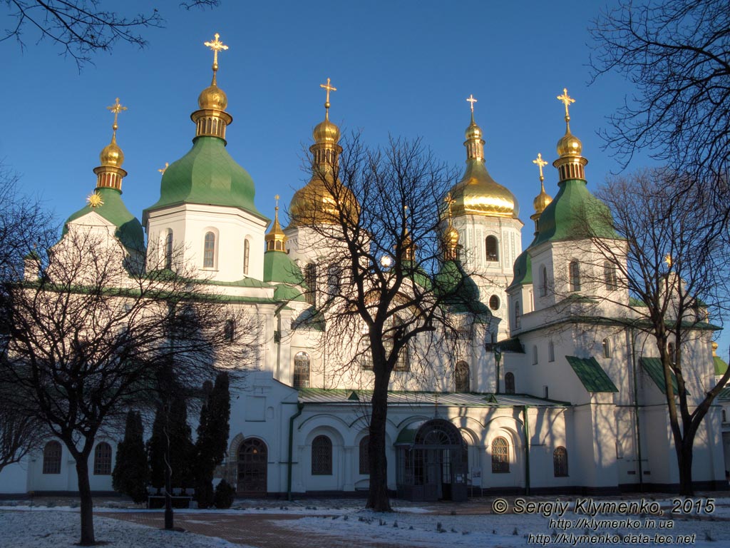 Фото Киева. Архитектурный ансамбль Софии Киевской. Софийский собор, памятник архитектуры XI века.