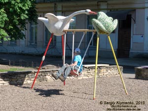 Фото Киева. Ещё одна детская площадка на Пейзажной аллее.