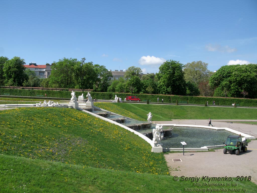 Вена (Vienna), Австрия (Austria). Фото. Дворцовый комплекс Бельведер (Schloss Belvedere). Каскадный фонтан в саду Бельведера (Große Kaskadenbrunnen im Belvedere-Garten).