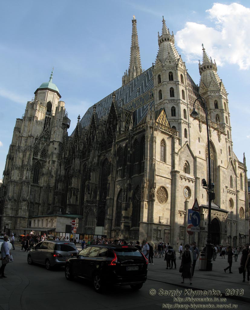 Вена (Vienna), Австрия (Austria). Фото. Собор Святого Стефана (Stephansdom), вид снаружи.
