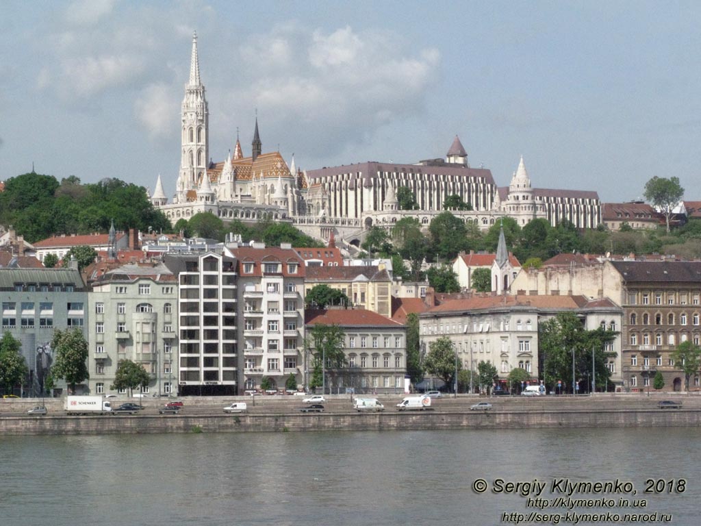 Будапешт (Budapest), Венгрия (Magyarország). Фото. Вид на Буду (правый берег Дуная) со стороны Пешта (Pest).