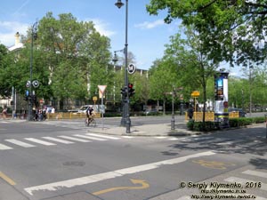 Будапешт (Budapest), Венгрия (Magyarország). Фото. Пешт. На пересечении проспекта Andrássy (Andrássy út) с улицей Bajza (Bajza u.)