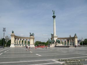 Будапешт (Budapest), Венгрия (Magyarország). Фото. Площадь Героев (Hősök tere). Монумент Тысячелетия (Millenniumi emlékmű).