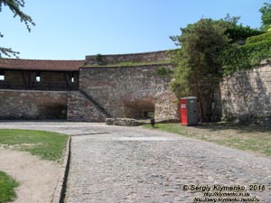 Будапешт (Budapest), Венгрия (Magyarország). Фото. Буда. Большой южный круглый бастион Будайской крепости (Budavári nagy rondella).