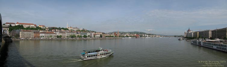 Будапешт (Budapest), Венгрия (Magyarország). Фото. Вид с Цепного моста Сеченьи (Széchenyi lánchíd). Панорама ~150°.