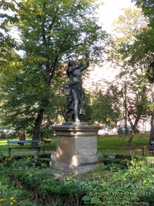 Фото Кракова. Старый Город. Памятник Лилле Венеде (Pomnik Lilli Wenedy) на Плантах (Planty).