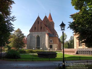 Фото Кракова. Старый Город. Костёл Св. Креста (Kościół Świętego Krzyża) на площади Св. Духа (Plac św. Ducha).