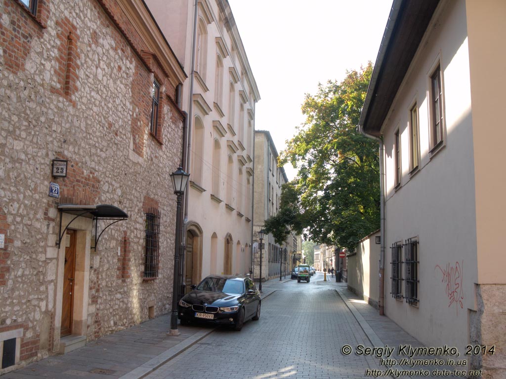 Фото Кракова. Старый Город. Улица Св. Креста (Ulica Świętego Krzyża), вид с площади Св. Духа (Plac Św. Ducha).