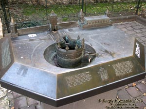 Фото Кракова. Старый Город. Планты (Planty). Барбакан (Barbakan) в Кракове, масштабная модель.