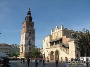Фото Кракова. Старый Город. Площадь Главный Рынок (Rynek Główny). Башня бывшей ратуши (Wieża ratuszowa w Krakowie).