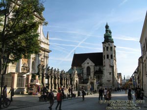 Фото Кракова. Старый Город. Костёл св. Андрея (слева - костёл св. Петра и Павла). Вид с улицы Гродська.