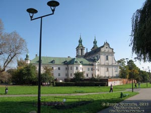 Фото Кракова. Скалка (Skałką). Костёл и монастырь Ордена Отцов Паулинов на Скалке.