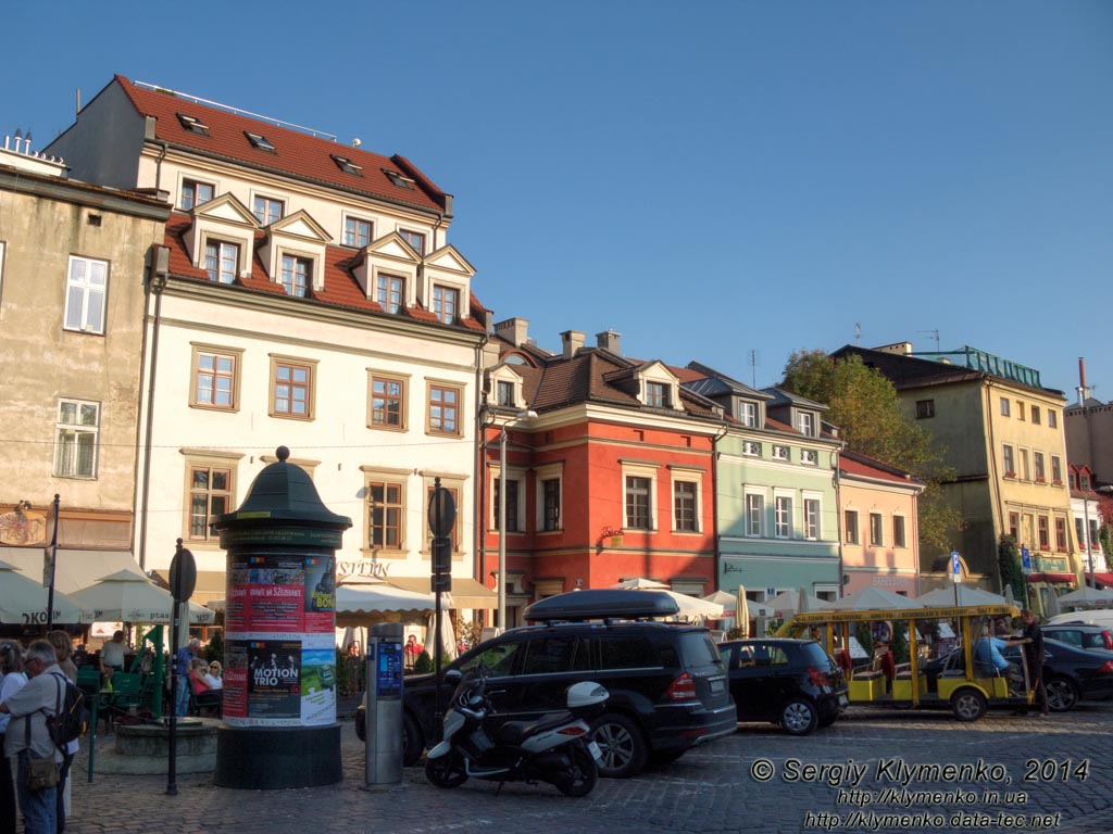 Фото Кракова. Казимеж (Kazimierz). Старые дома на улице Широкая (ul. Szeroka).