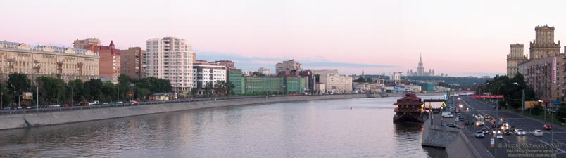 Фото Москвы. Вид с Краснолужского моста (вниз по течению Москвы-реки).