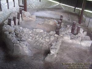 Словакия (Slovensko). Фото. Девинский град (Devínsky hrad). Раннехристианская часовня (Rano-krestanska kaplnka).