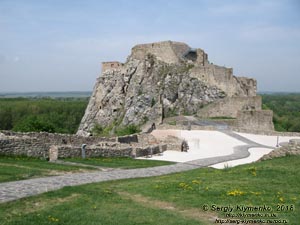 Словакия (Slovensko). Фото. Девинский град (Devínsky hrad). Верхний замок (horný hrad).