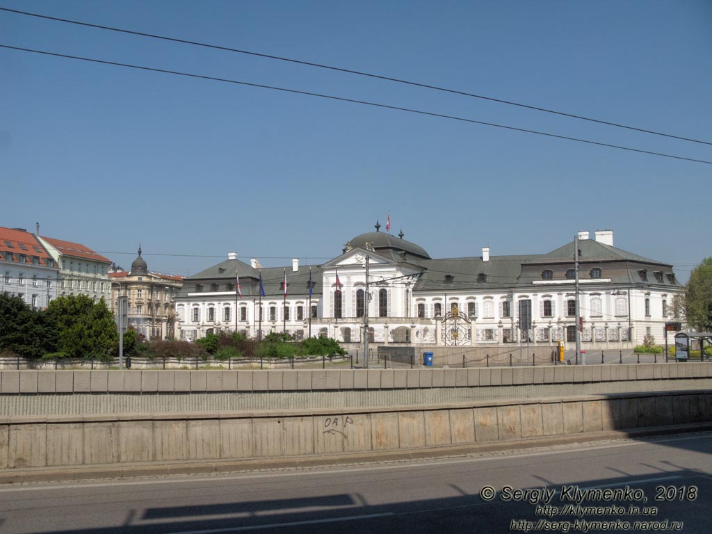 Фото Братиславы (Словакия). Дворец Грашалковичей (Grasalkovicov palác).