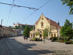 Фото Братиславы (Словакия). Костёл святого Стефана с монастырём капуцинов (Kostol svätého Štefana s kláštorom kapucínov).