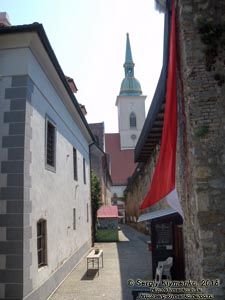 Фото Братиславы (Словакия). Старый город (Staré Mesto), улица Узкая (Úzka ulica).
