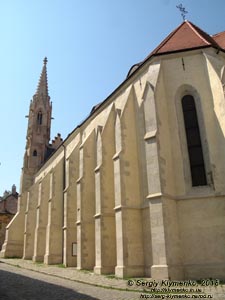 Фото Братиславы (Словакия). Старый город (Staré Mesto). Костёл кларисок (Kostol Povýšenia svätého Kríža a kláštor klarisiek).