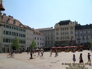 Фото Братиславы (Словакия). Старый город (Staré Mesto). Площадь Hlavné námestie.