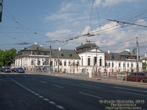 Фото Братиславы (Словакия). Дворец Грашалковичей (Grasalkovicov palác).