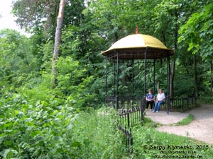 Белая Церковь, Александрийский парк. Фото. Беседка над «Зеркальным» прудом.