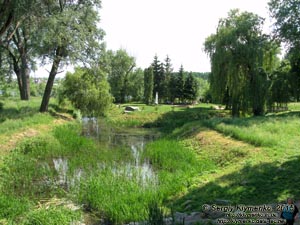 Белая Церковь, Александрийский парк. Фото. Вид от «Руин» в сторону речки Рось и на остров «Мечты».