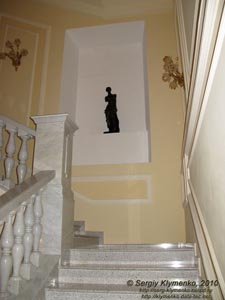 Батурин. Фото. Дворец Кирилла Разумовского. Интерьер.