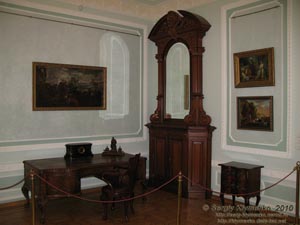 Батурин. Фото. Дворец Кирилла Разумовского. Второй этаж. Интерьер.