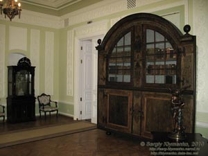 Батурин. Фото. Дворец Кирилла Разумовского. Второй этаж. Интерьер.