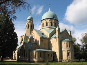 Село Пархомовка. Фото. Храм Покрова Пресвятой Богородицы. Вид с востока.