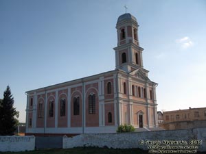 Винницкая область. Посёлок Браилов. Фото. Бывший римо-католический приходской костёл Пресвятой Троицы, 1879 год.