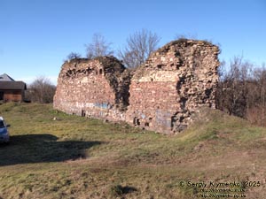 Подолье, Тернопольская область. Бучач. Фото. Замок (XIV век). Вид изнутри.