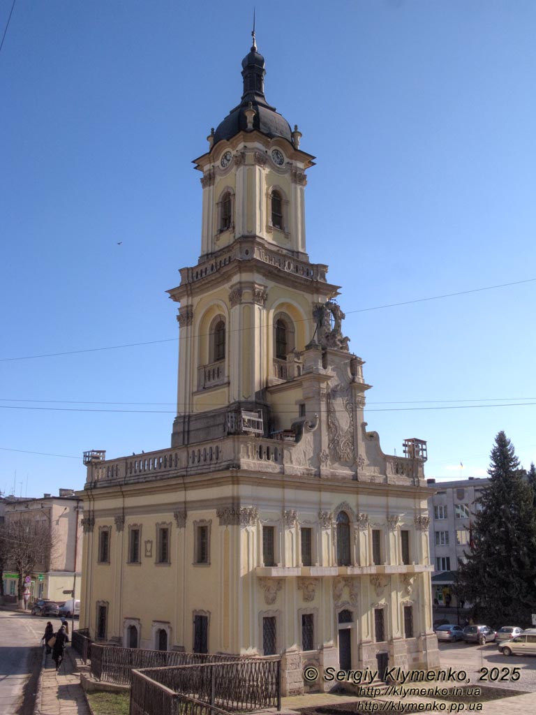 Подолье, Тернопольская область. Бучач. Фото. Ратуша, 1750-1751 гг.