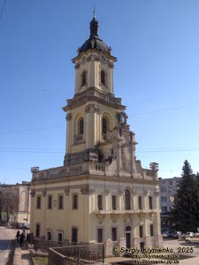 Подолье, Тернопольская область. Бучач, Майдан Воли. Фото. Ратуша, 1750-1751 гг.