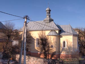 Подолье, Тернопольская область. Бучач. Фото. Церковь Святого Николая (Николаевская церковь) - памятник архитектуры 1610 года с колокольней XIX века.