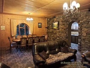 Черновицкая область, Мигово. Фото. Коттеджный комплекс «Идиллия» (Idylia Grand Villas). В холле коттеджа.