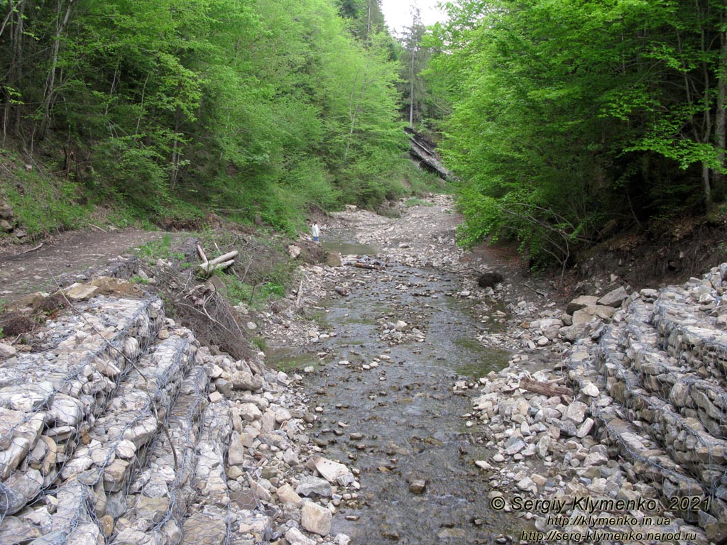 Черновицкая область, Вижницкий район. Фото. «Буковинские водопады». Чуть ниже по течению от водопада Ворота (48°10'04"N, 25°08'30"E).