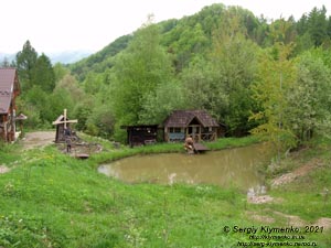 Черновицкая область, Вижницкий район. Фото. На перевале Немчич (48°11'21"N, 25°09'24"E).