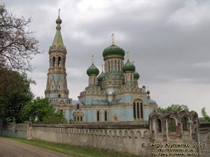 Черновицкая область, Черновицкий район. Село Белая Криница. Фото. Собор Успения Пресвятой Богородицы (Успенский собор старообрядцев), 1900-1908 годы (47°58'37"N, 25°52'60"E).