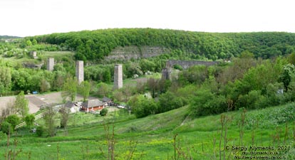 Хмельницкая область. Село Зубровка Каменец-Подольского района. Фото. «Зубровский виадук» (48°37'48"N, 26°36'03"E). Панорама ~60°.