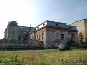 Львовская область, Червоноград. Фото. Бывший дворец Потоцких (1756-1762 годы). Вид с севера.