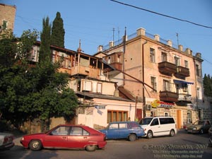 Крым, Ялта. По улицам старого города.
