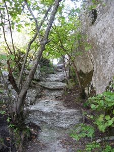 Крым. Эски-Кермен, невдалеке от северного дозорного комплекса.